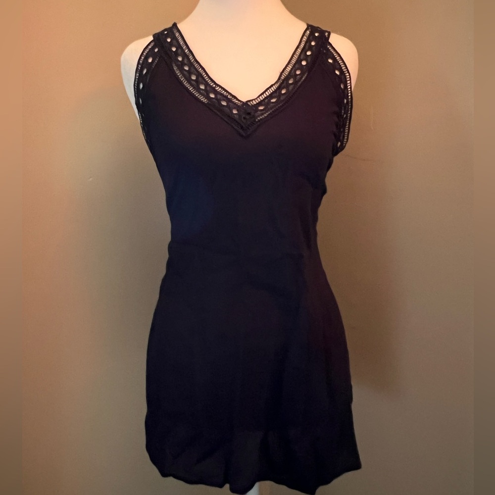 Women's Navy Blue Sleeveless Top, Size Medium
